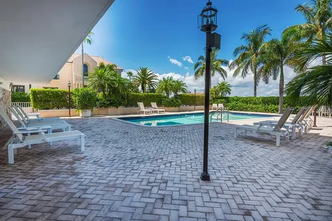 250 Bradley Place Palm Beach FL 33480
