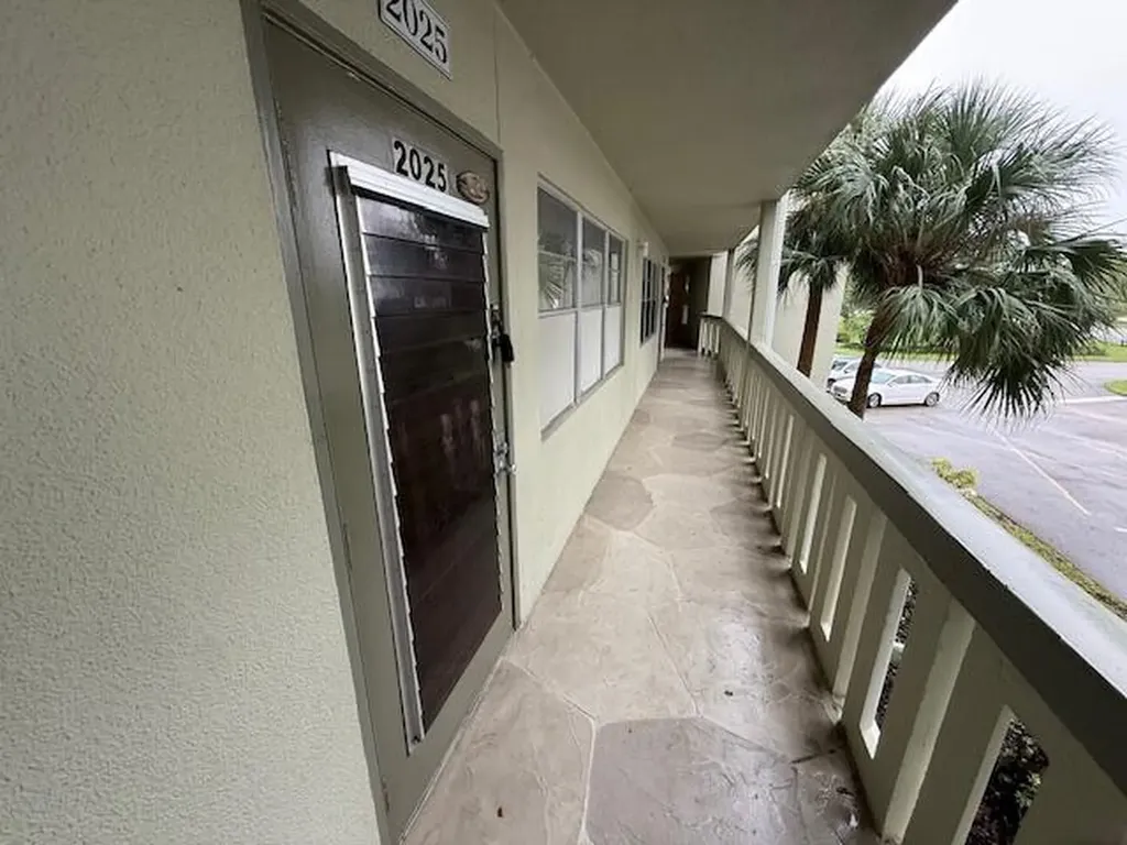 406 Richmond A Deerfield Beach FL 33442