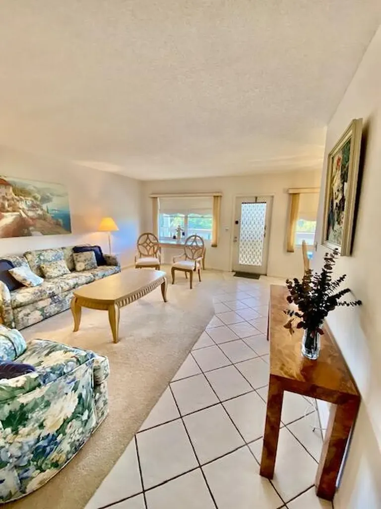 406 Richmond A Deerfield Beach FL 33442