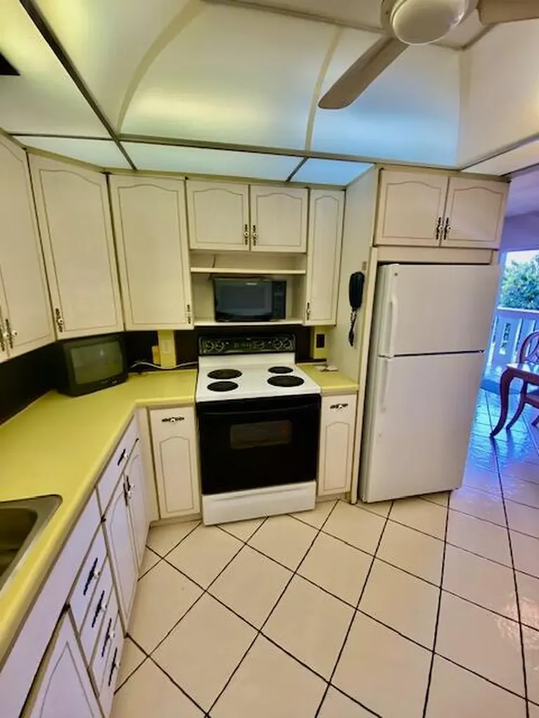 406 Richmond A Deerfield Beach FL 33442