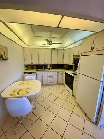 406 Richmond A Deerfield Beach FL 33442