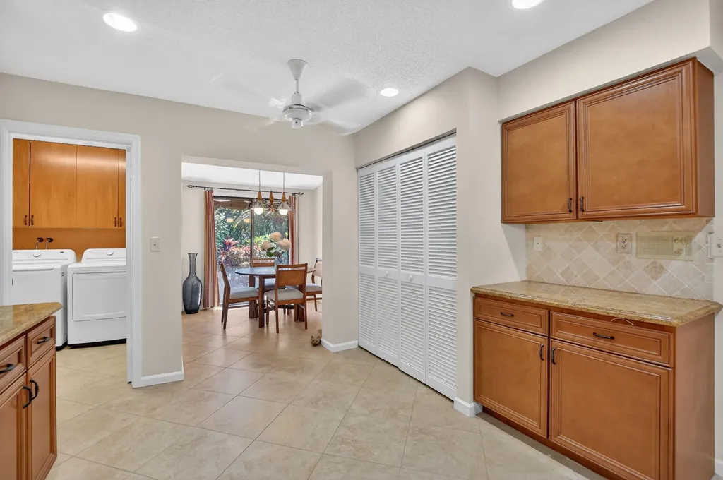20021 Back 9 Drive Boca Raton FL 33498