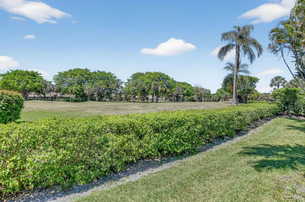 20021 Back 9 Drive Boca Raton FL 33498