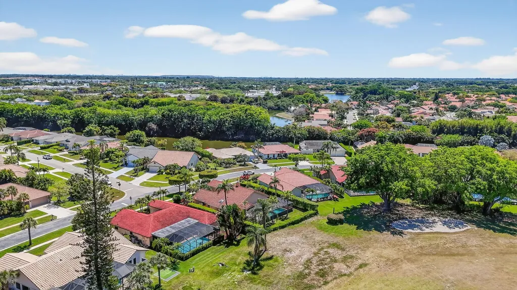 20021 Back 9 Drive Boca Raton FL 33498