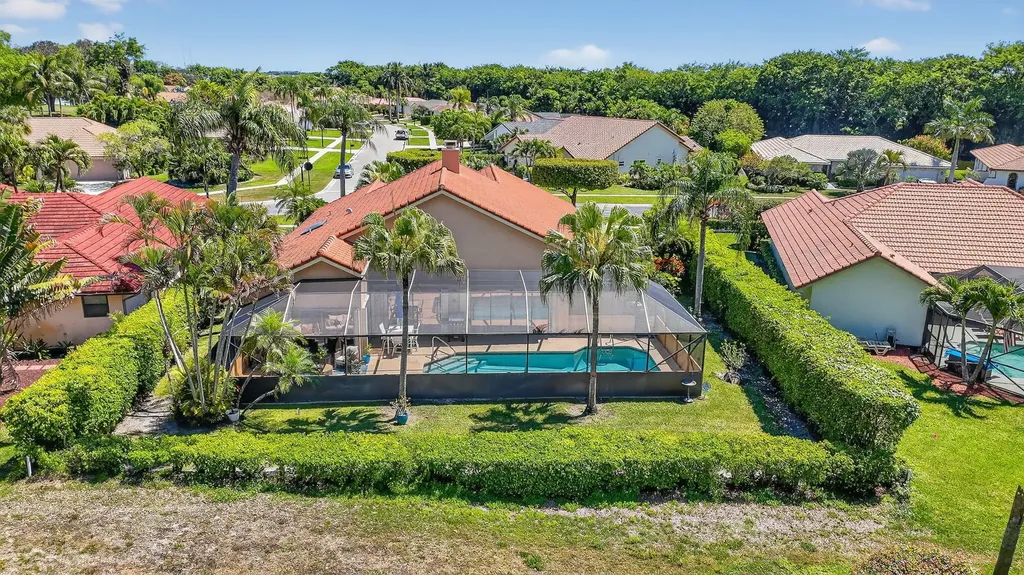 20021 Back 9 Drive Boca Raton FL 33498