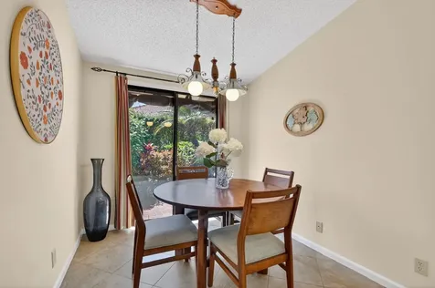 20021 Back 9 Drive Boca Raton FL 33498