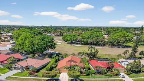 20021 Back 9 Drive Boca Raton FL 33498
