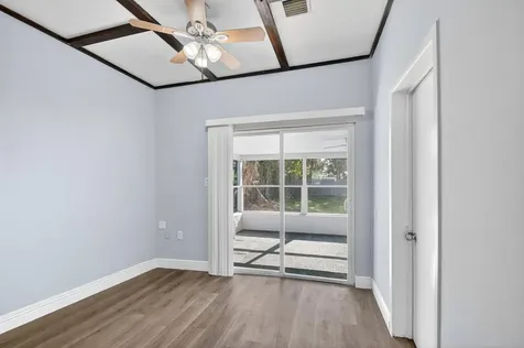 1006 S M Street Lake Worth Beach FL 33460