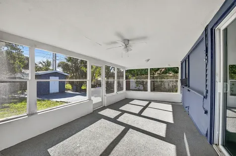 1006 S M Street Lake Worth Beach FL 33460