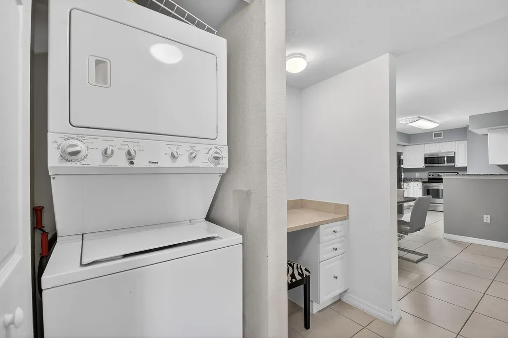 6769 Heritage Grande Boynton Beach FL 33437