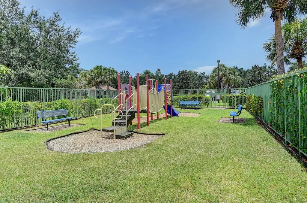 6769 Heritage Grande Boynton Beach FL 33437