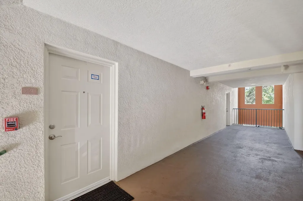 6769 Heritage Grande Boynton Beach FL 33437