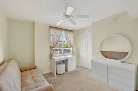 6769 Heritage Grande Boynton Beach FL 33437