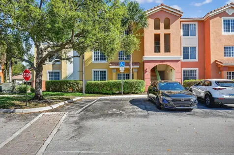 6769 Heritage Grande Boynton Beach FL 33437