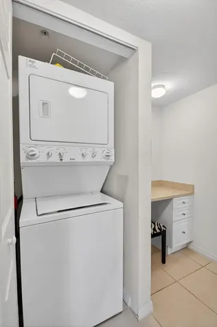 6769 Heritage Grande Boynton Beach FL 33437