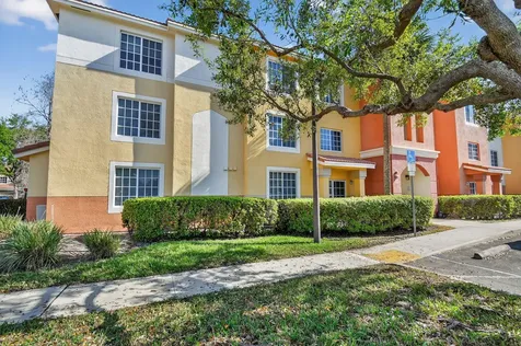 6769 Heritage Grande Boynton Beach FL 33437