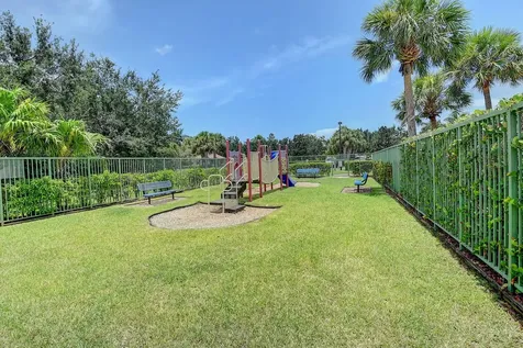 6769 Heritage Grande Boynton Beach FL 33437