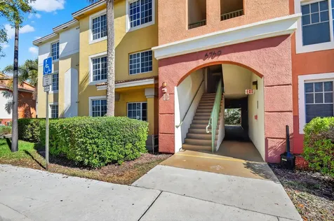 6769 Heritage Grande Boynton Beach FL 33437