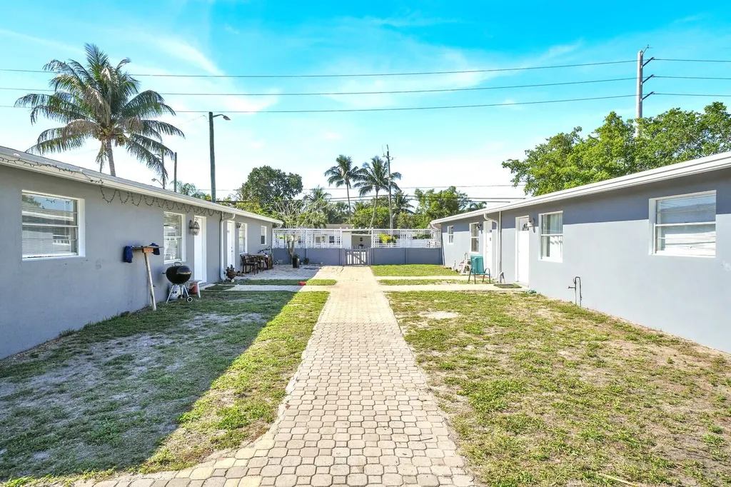 4733 Mulberry Street Lake Worth Beach FL 33461