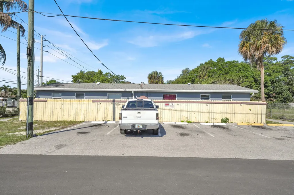 4733 Mulberry Street Lake Worth Beach FL 33461