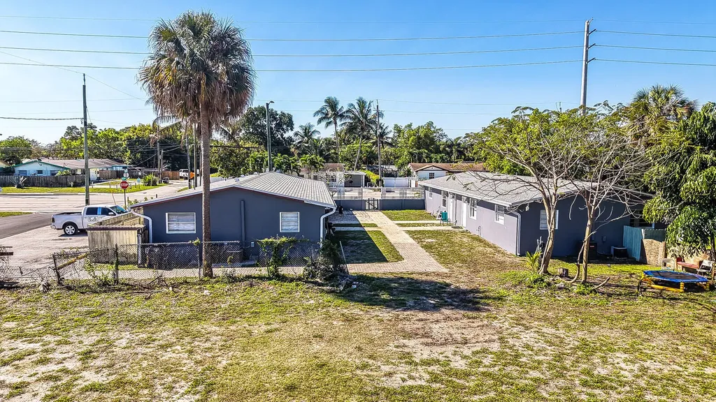4733 Mulberry Street Lake Worth Beach FL 33461