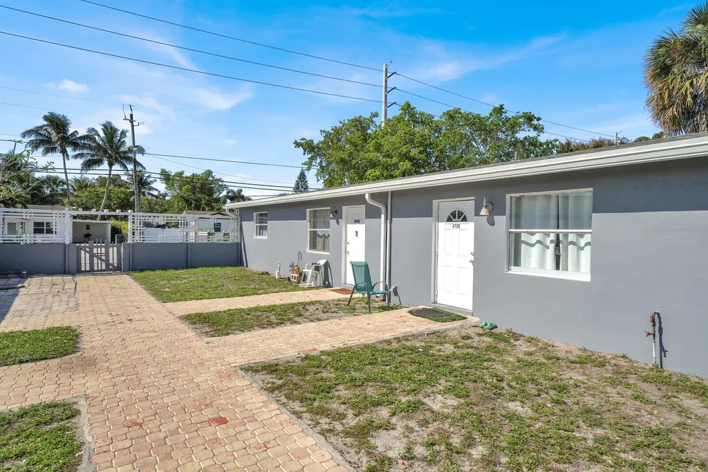 4733 Mulberry Street Lake Worth Beach FL 33461