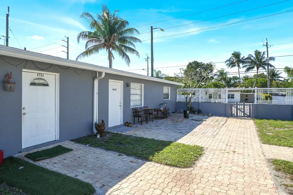 4733 Mulberry Street Lake Worth Beach FL 33461