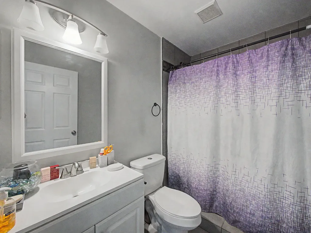 4675 Lakeside Circle West Palm Beach FL 33417