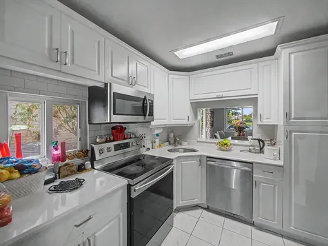 4675 Lakeside Circle West Palm Beach FL 33417