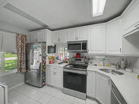 4675 Lakeside Circle West Palm Beach FL 33417