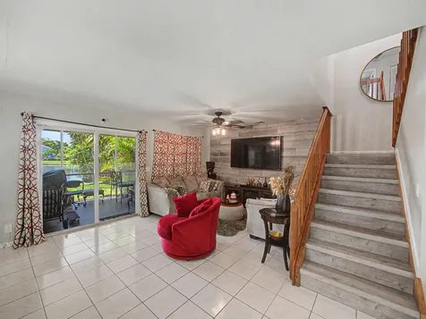 4675 Lakeside Circle West Palm Beach FL 33417