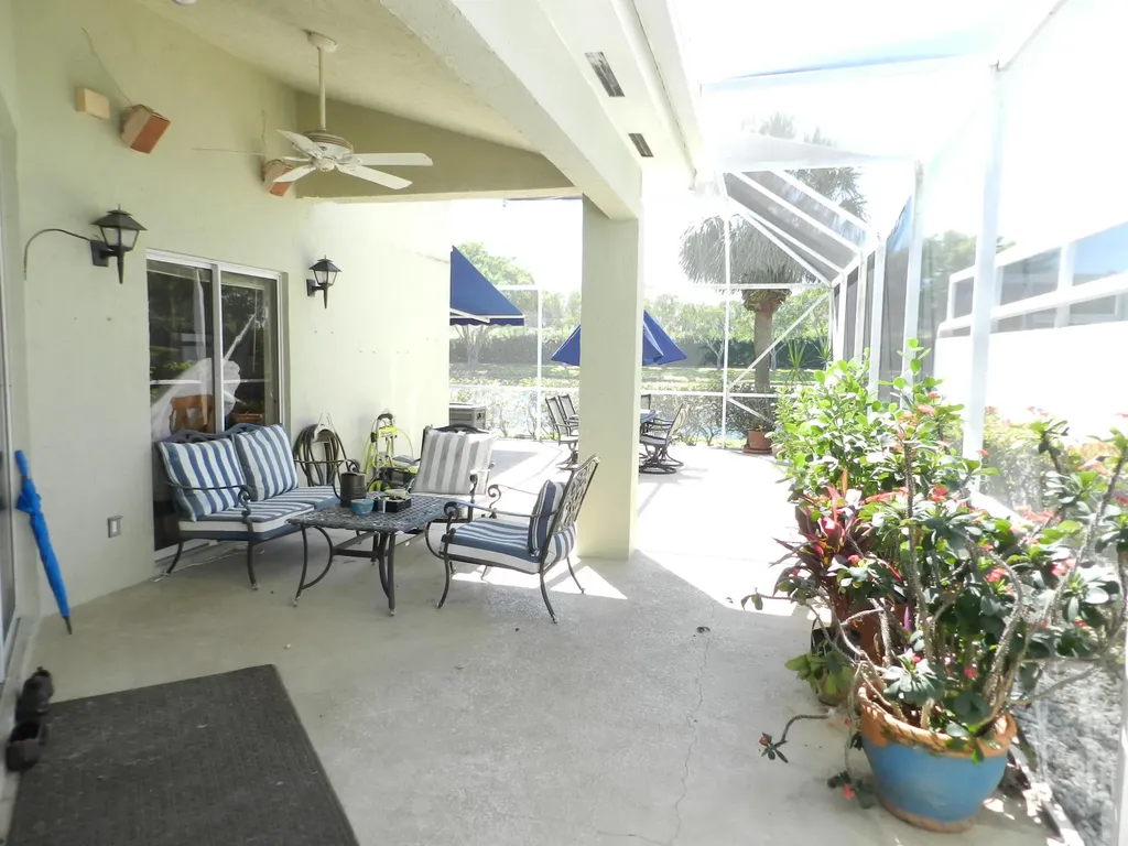 9198 Heathridge Drive West Palm Beach FL 33411