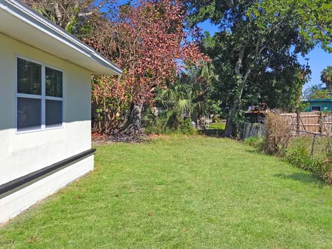 1405 Citrus Avenue Fort Pierce FL 34950