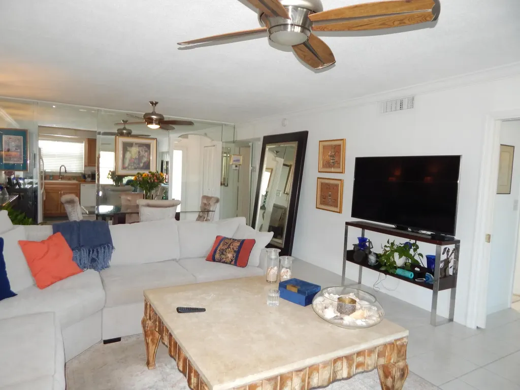 2829 NE 33rd Court Fort Lauderdale FL 33306