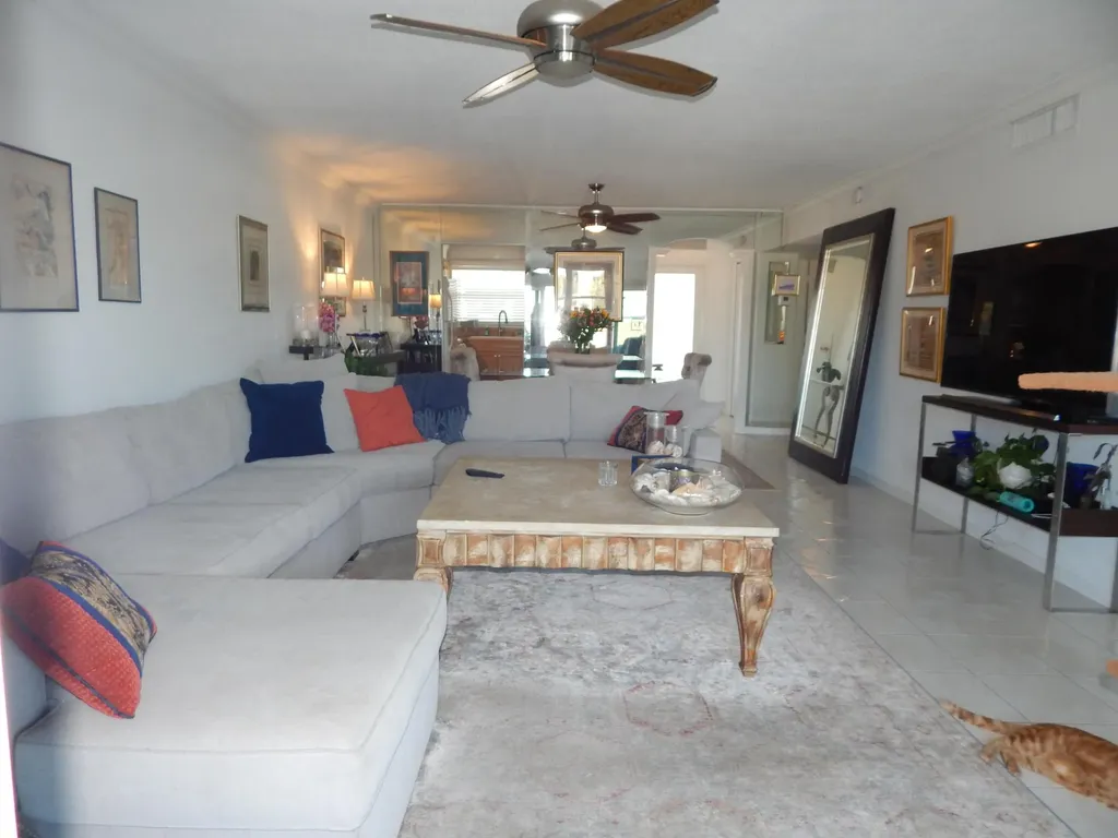 2829 NE 33rd Court Fort Lauderdale FL 33306