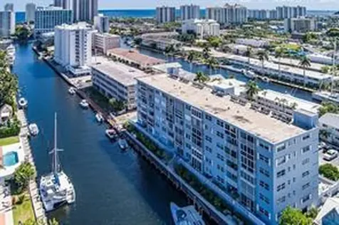 2829 NE 33rd Court Fort Lauderdale FL 33306