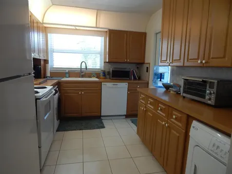 2829 NE 33rd Court Fort Lauderdale FL 33306