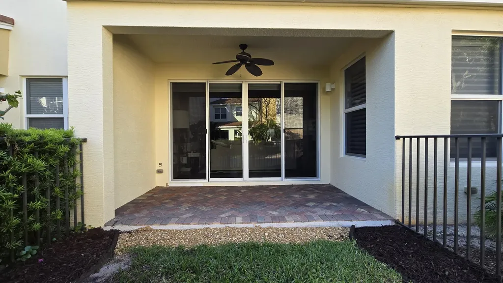4858 NW 16th Terrace Boca Raton FL 33431