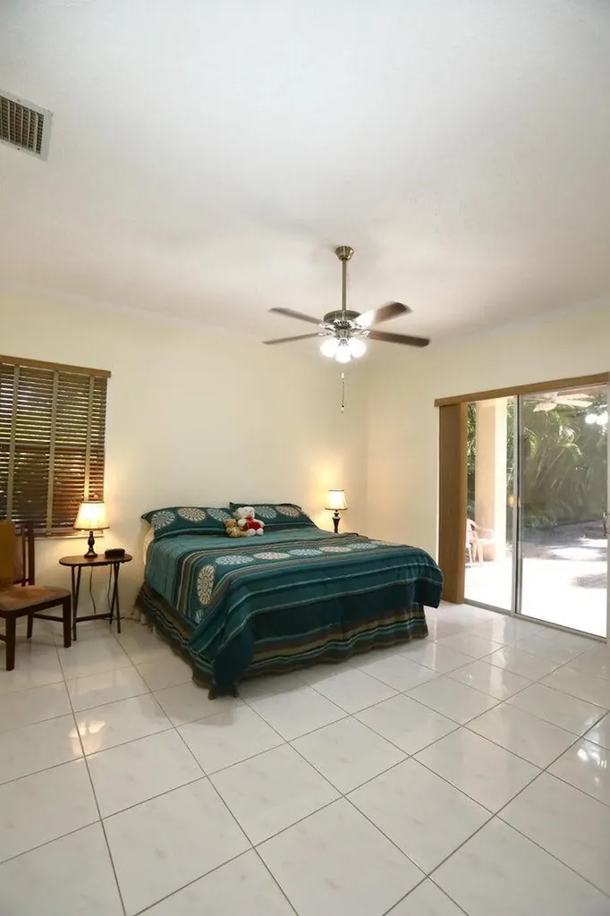 5330 SW 199 Avenue Pembroke Pines FL 33332