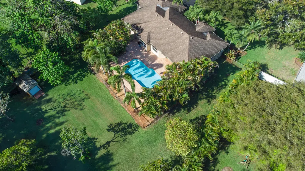 5330 SW 199 Avenue Pembroke Pines FL 33332