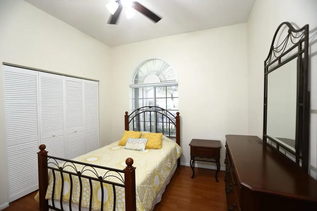 5330 SW 199 Avenue Pembroke Pines FL 33332