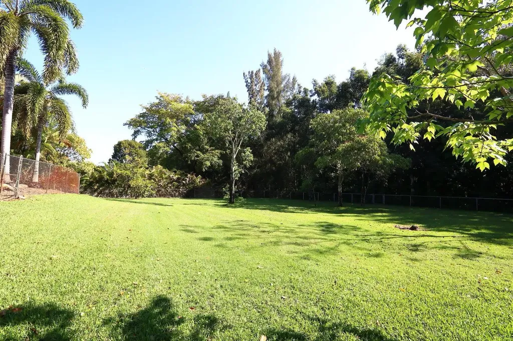 5330 SW 199 Avenue Pembroke Pines FL 33332