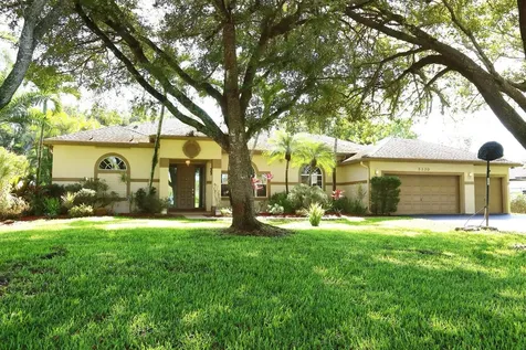 5330 SW 199 Avenue Pembroke Pines FL 33332