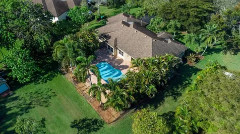 5330 SW 199 Avenue Pembroke Pines FL 33332