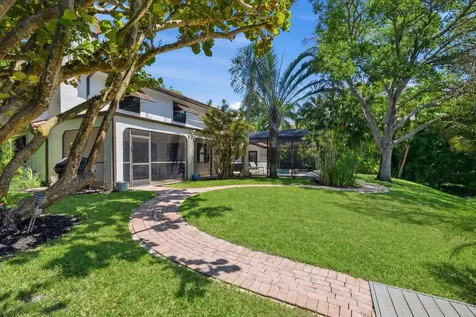 2042 Amesbury Circle Wellington FL 33414