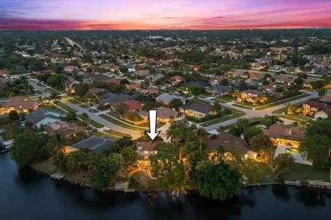 2042 Amesbury Circle Wellington FL 33414