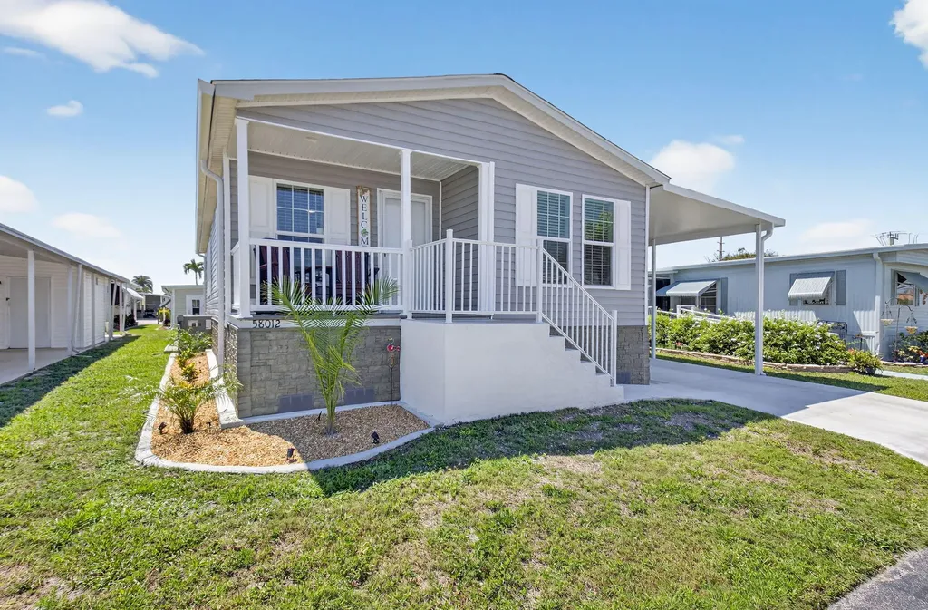 58012 Bahama Bay Boynton Beach FL 33436