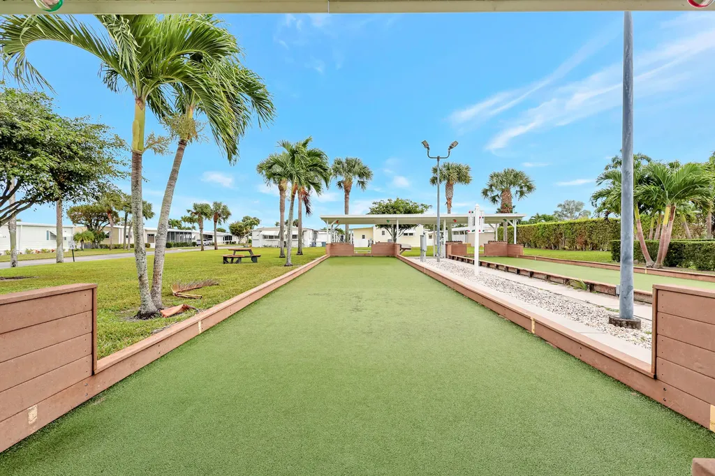 58012 Bahama Bay Boynton Beach FL 33436