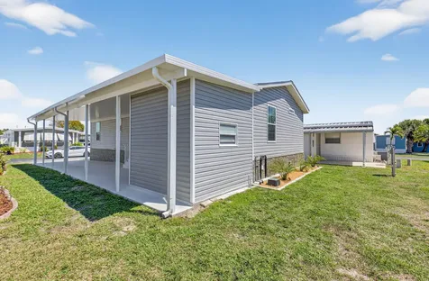 58012 Bahama Bay Boynton Beach FL 33436