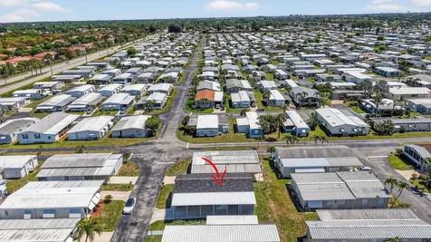 58012 Bahama Bay Boynton Beach FL 33436